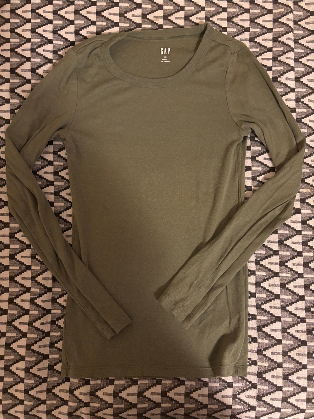 GAP Olive Green Long Sleeve Crewneck Tee